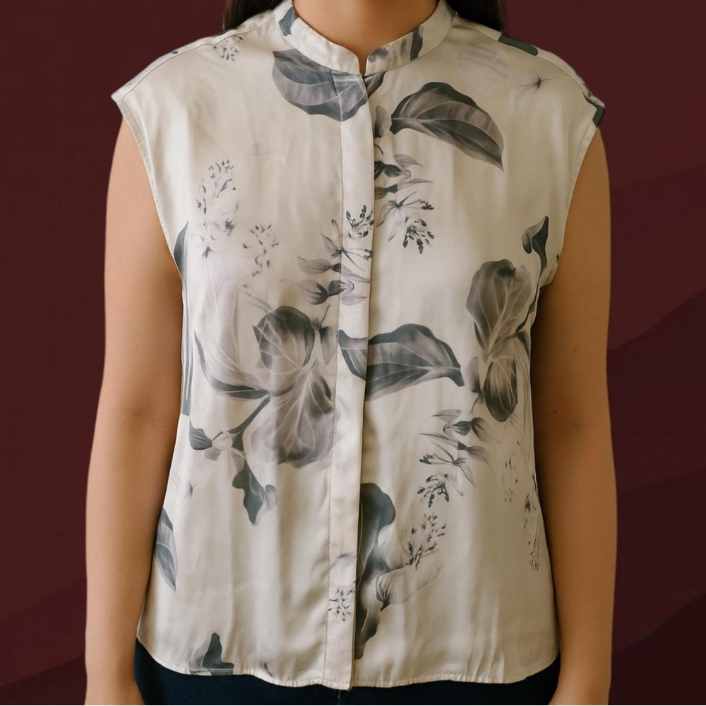 Elie Tahari Floral Blouse - Cream and Black